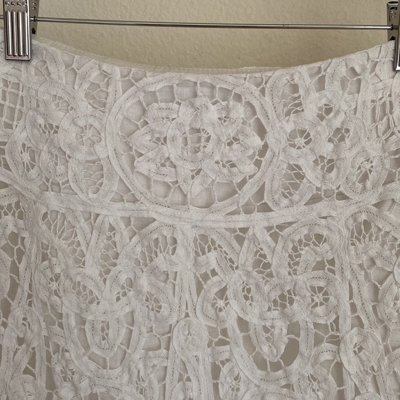 Banana Republic White Lace Skirt 0 - Picture 5 of 9